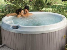 210 Jacuzzi J200 Full 01 228x171