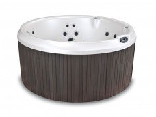 210 Jacuzzi J200 Full 02 228x171