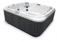 375 Vana Jacuzzi Full 01 228x171