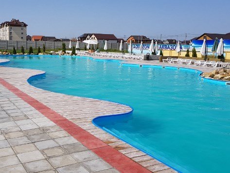 Басейн нестандартної форми
